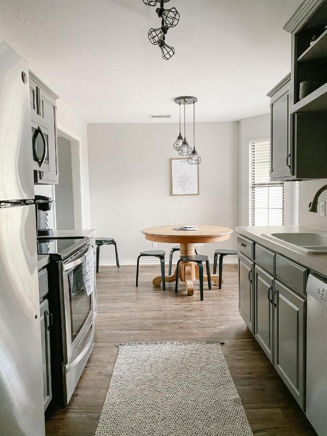 The Pearl: A Fully Updated 3 Bedroom Home Near Acu Abilene Zewnętrze zdjęcie